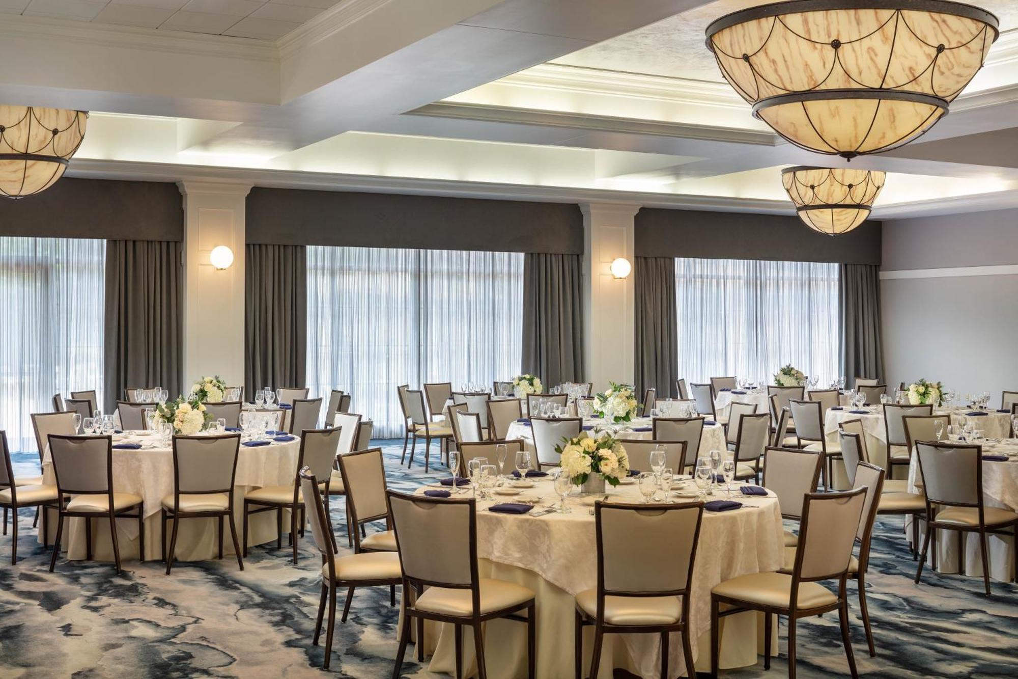 Four Points By Sheraton Norwood Conference Center Exteriér fotografie