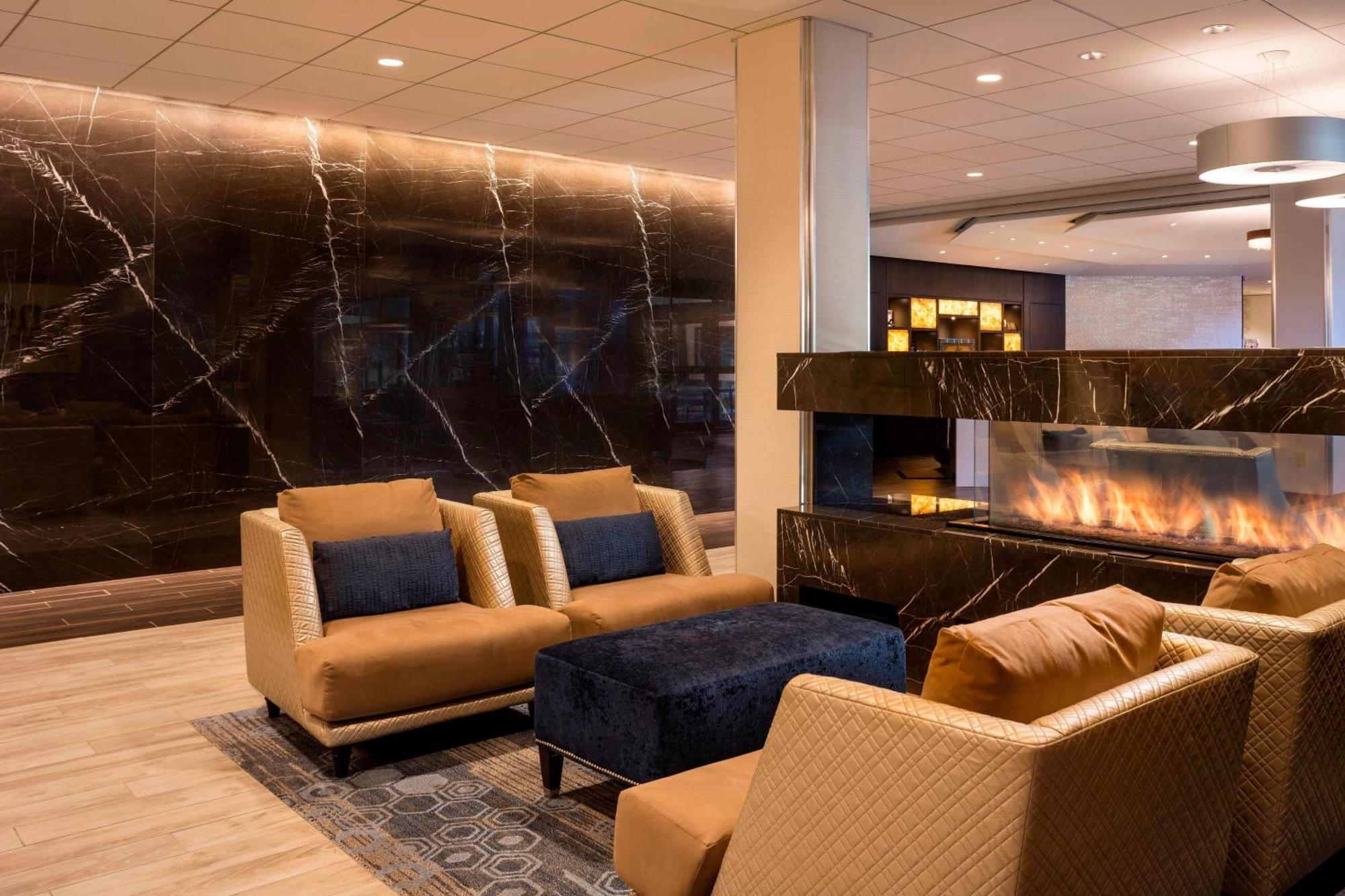 Four Points By Sheraton Norwood Conference Center Exteriér fotografie